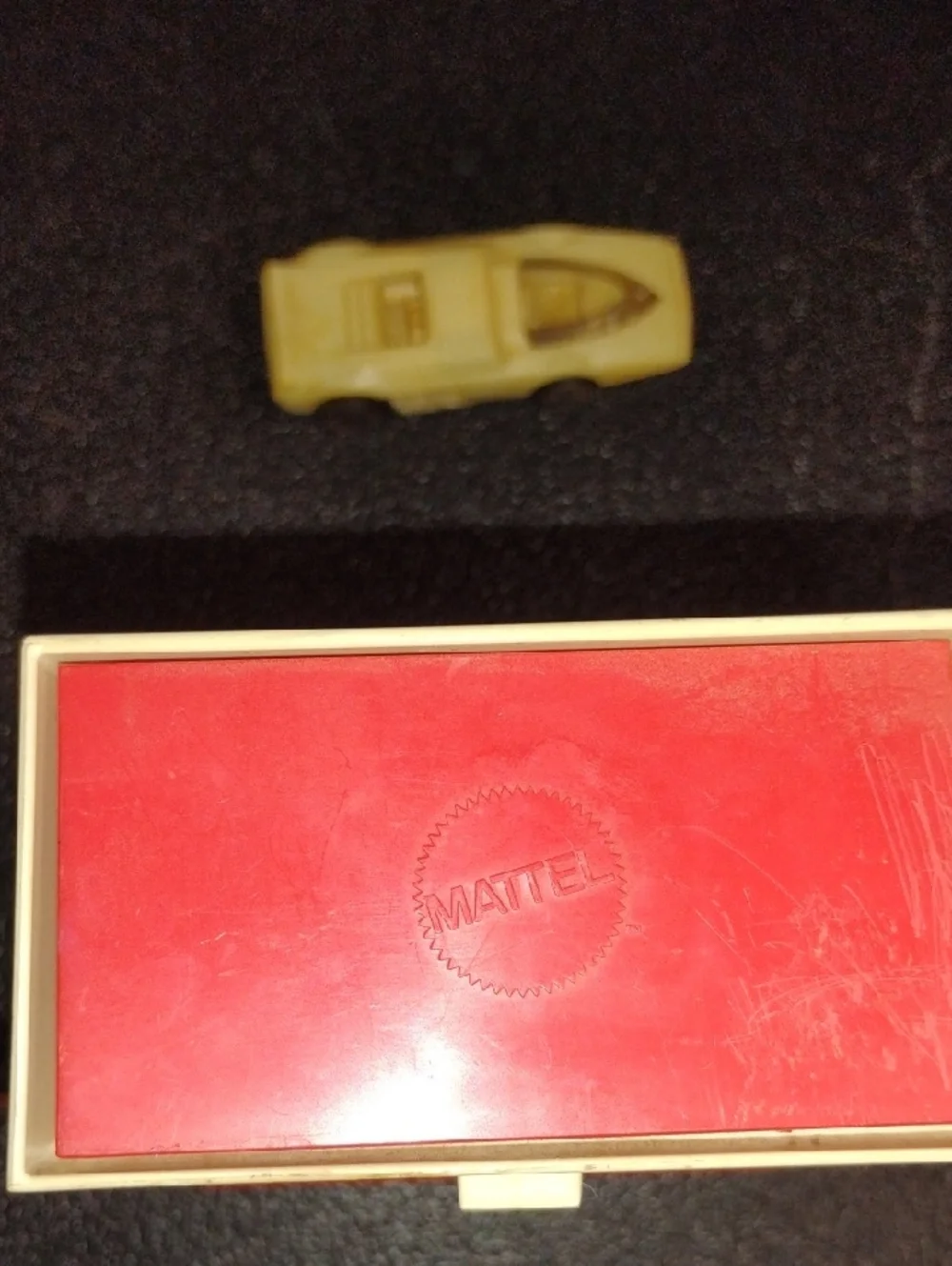 Hot Wheels Juice Machine Racing Fuel Accessory - Cream Toy Car Included - Picture 6 of 9